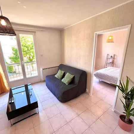 T2 De 42m Carre Calme Equipe Apartment *